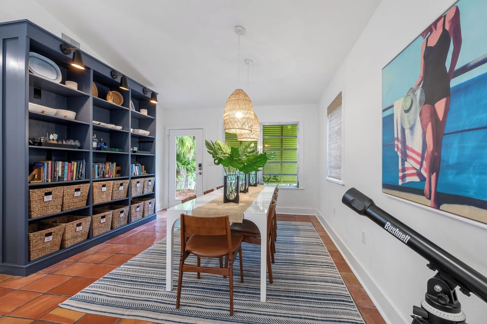 Comfortable Dining