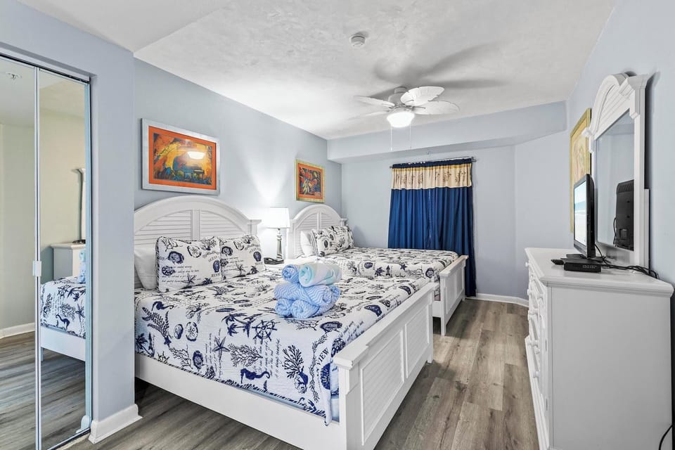 2 Queen Beds + Ensuite
