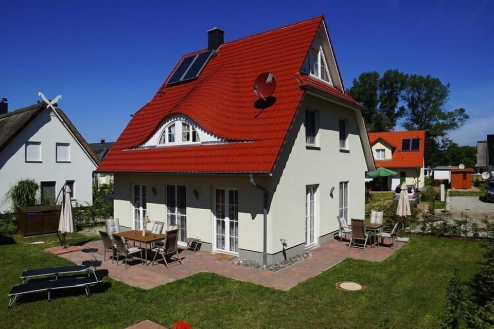 Holiday Home Exterior [summer]