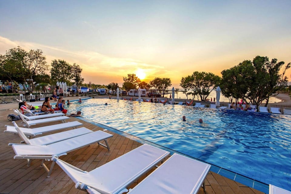 Holiday Home Swimming Pool