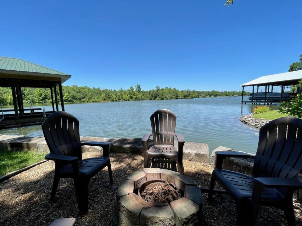 Fire Pit and View of Watts Bar Lake