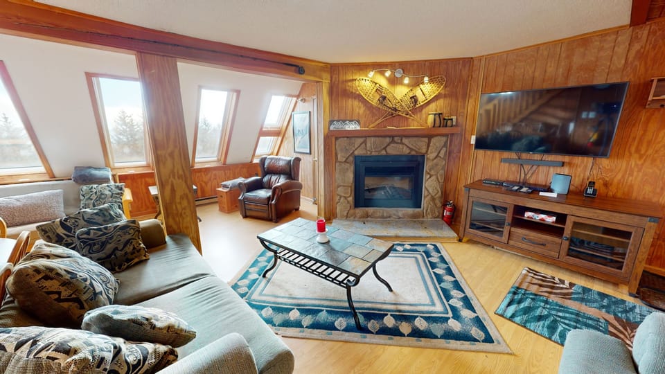 Furniture, Indoors, Living Room, Home Decor, Couch