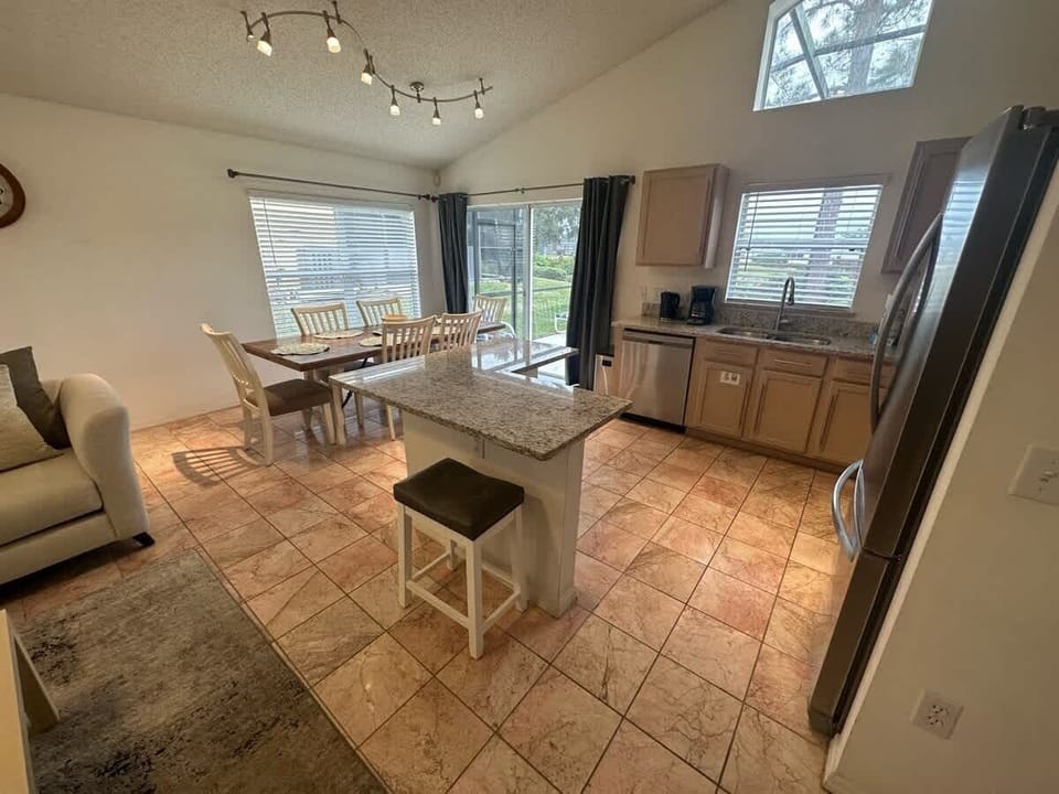 2632HEA - Kitchen (2).jpeg