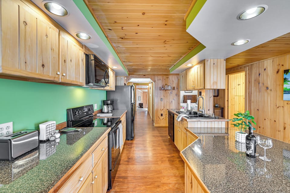 Kitchen | Drip Coffee Maker | Dishwasher | Cooking Basics