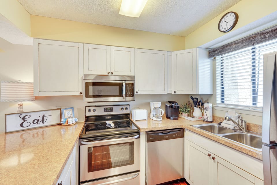 Kitchen | Coffee Makers | Cooking Basics | 1st Floor