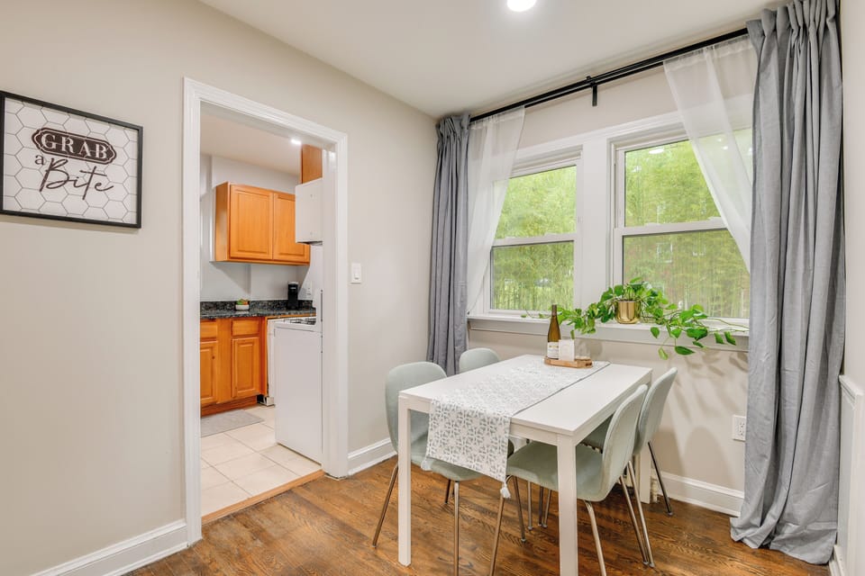 Dining Area | Dishware/Flatware | Trash Bags/Paper Towels