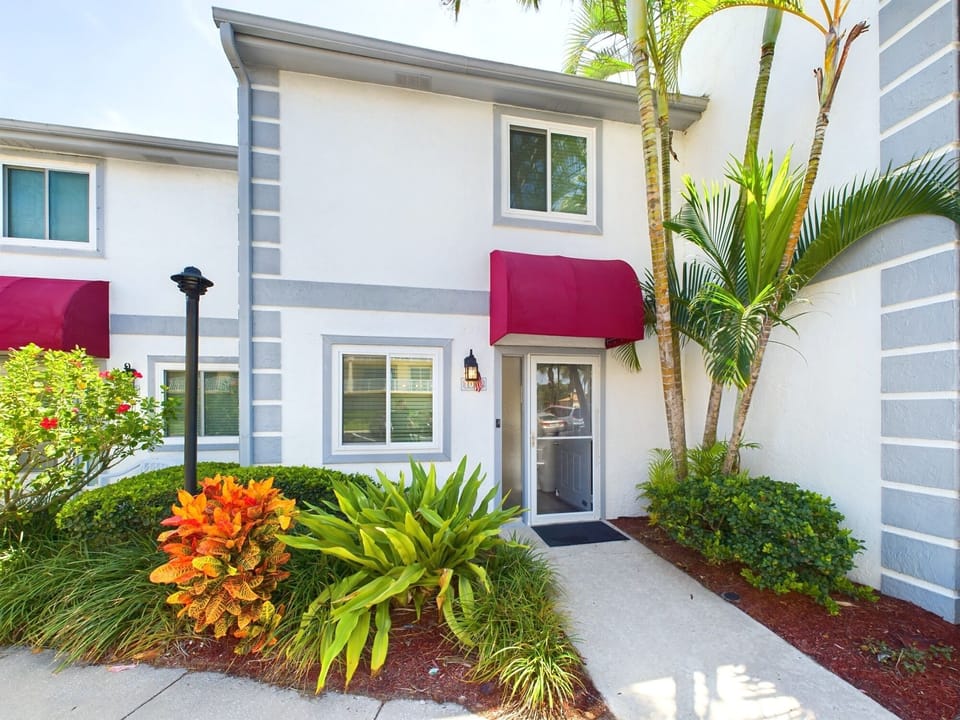 Beautiful entrance!
