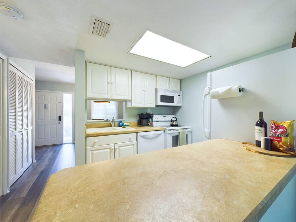 Everything you need to cook and enjoy your stay.
