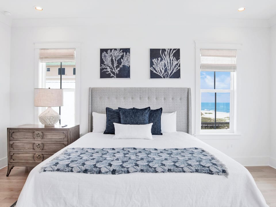 Third Bedroom - King Bed - Third Floor