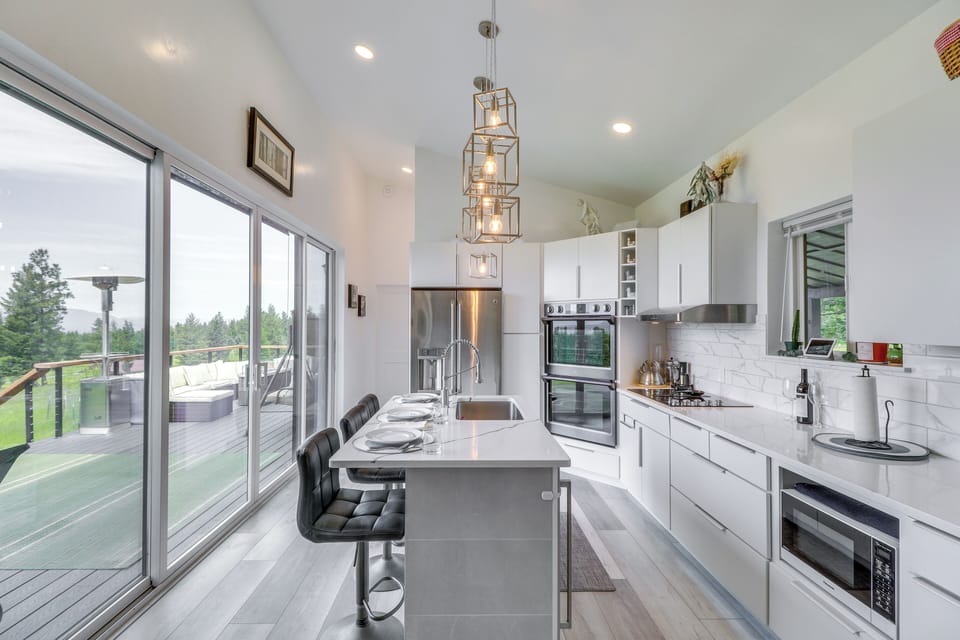 Kitchen | Cooking Basics Supplied