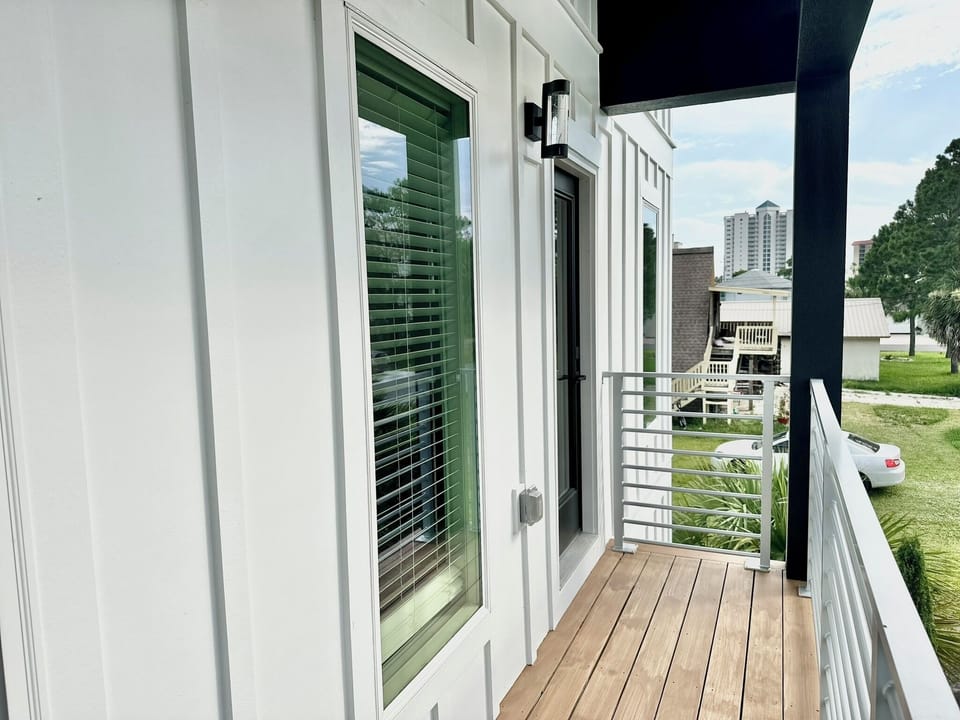 2nd Floor Balcony