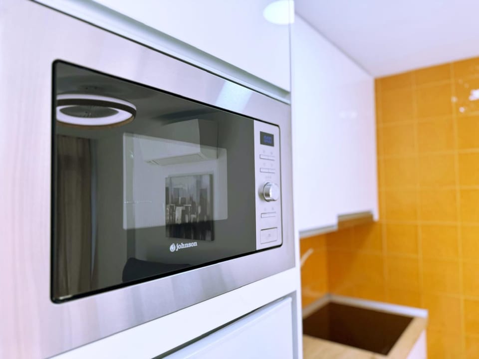 Microwave