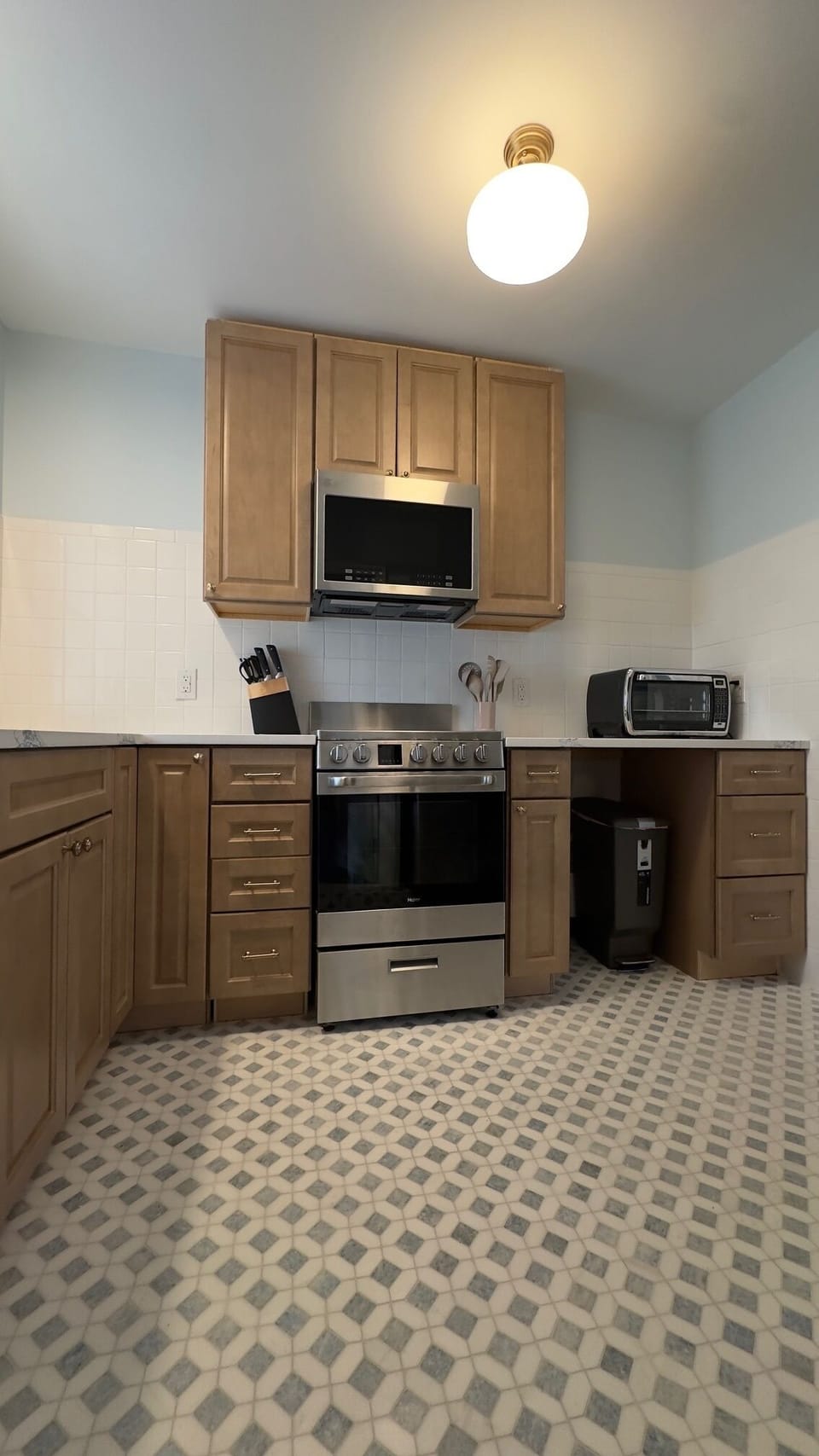 Brand New Kitchen Completed 2025!