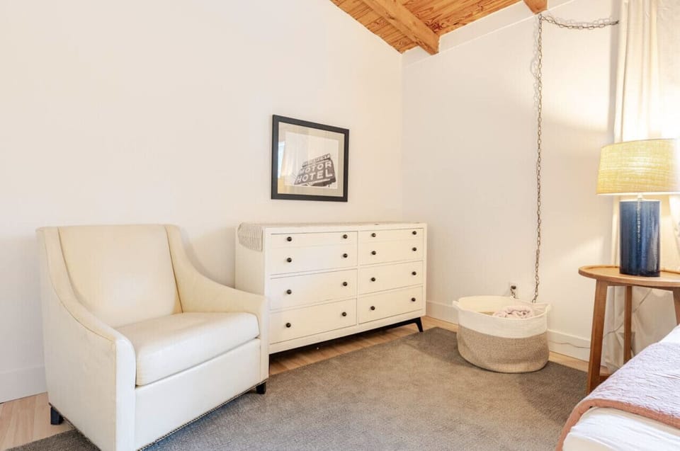 Primary Bedroom Sitting Area