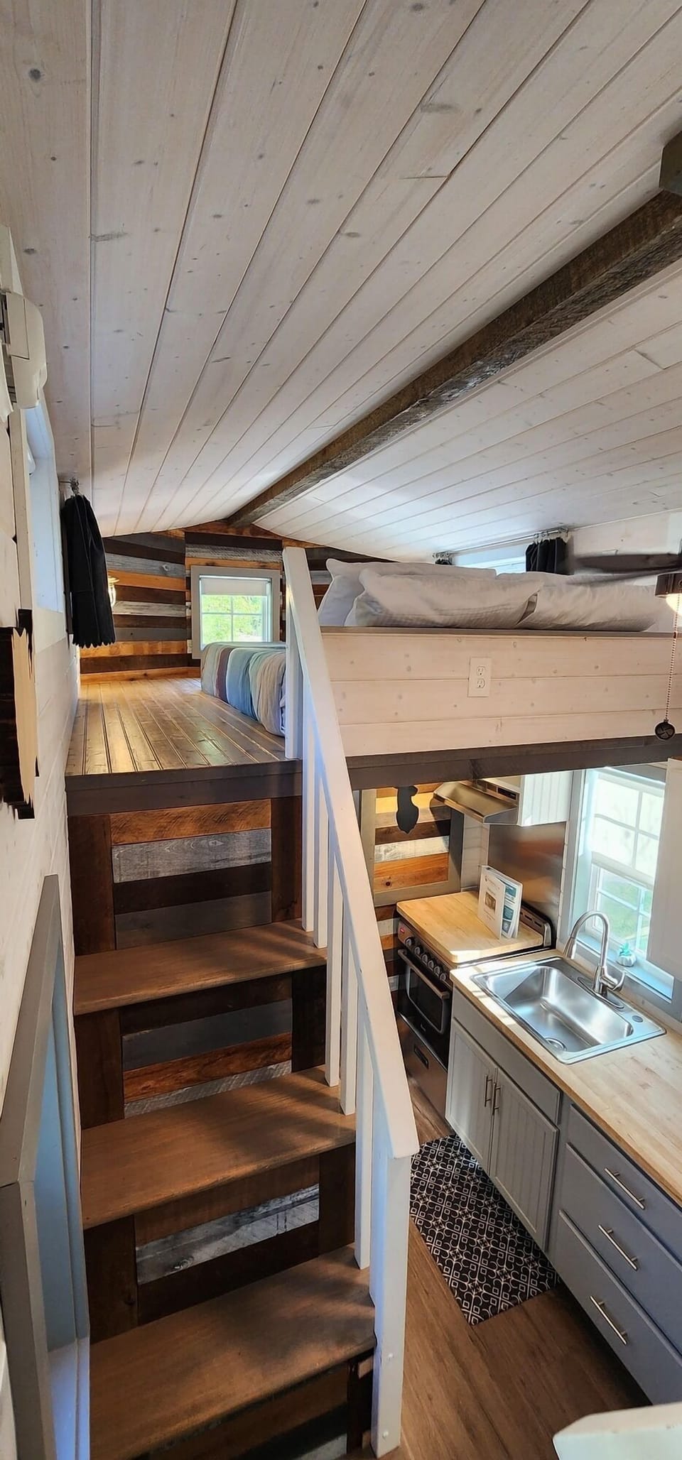 Queen Loft