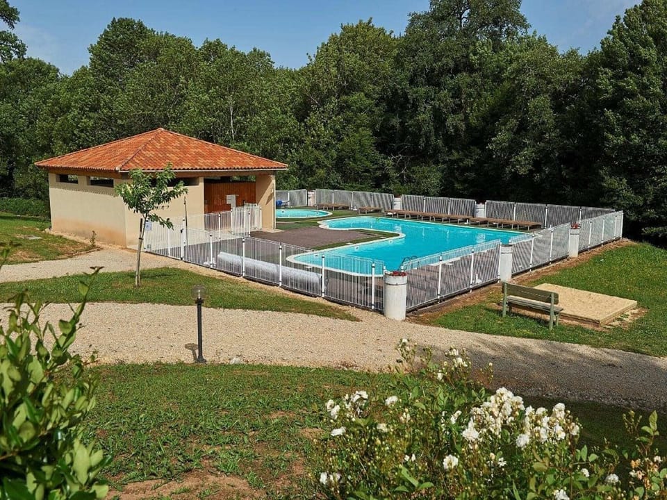 Holiday Home Swimming Pool