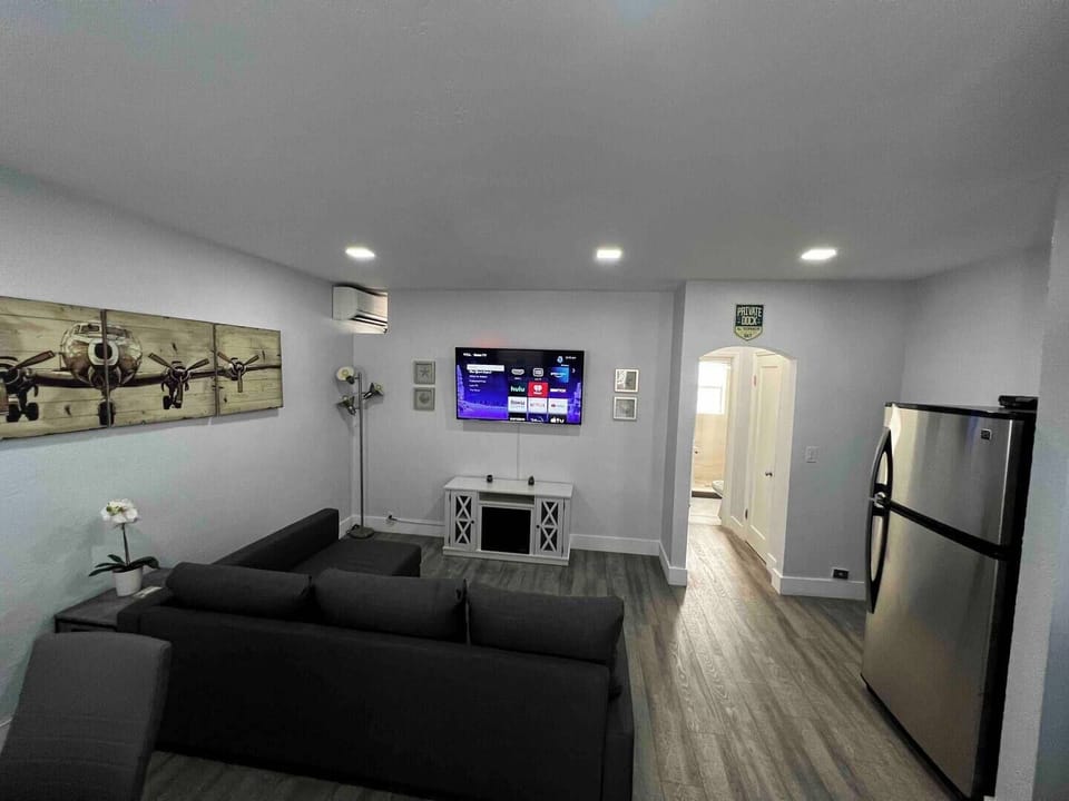 Smart TV in Livingroom and Bedroom
