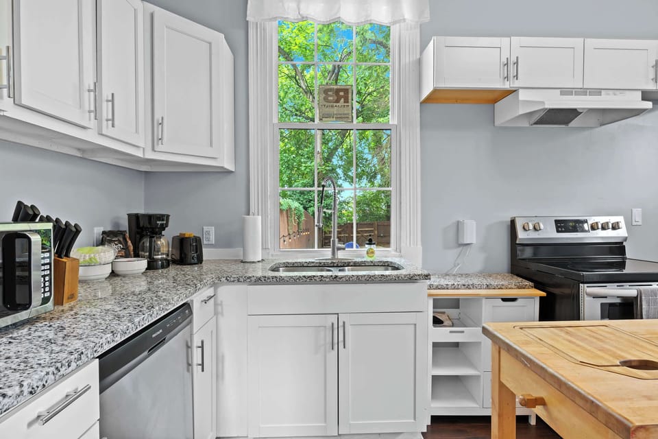 Kitchen: Coffee maker, cookware, and everything in between — your kitchen away from home is ready.