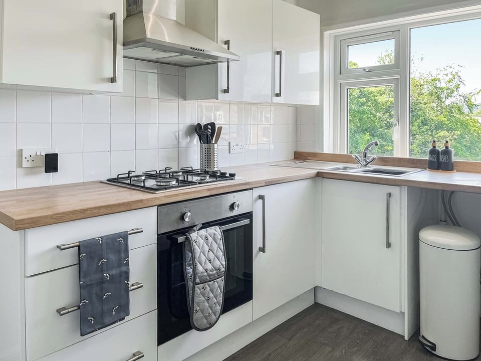 Kitchen | Apartment 3 - Crescent Apartments, Scarborough