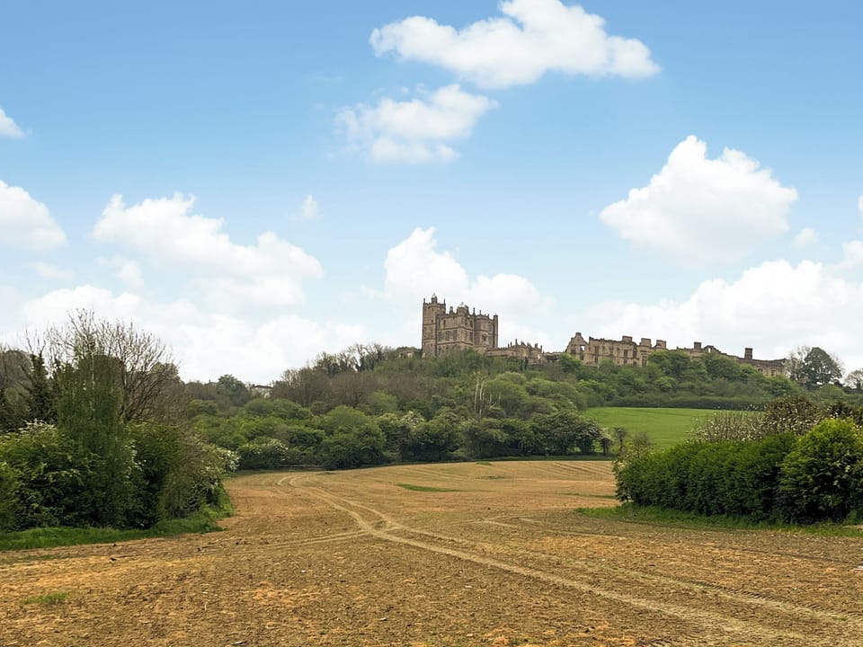 Surrounding area | The Pantiles, Chesterfield