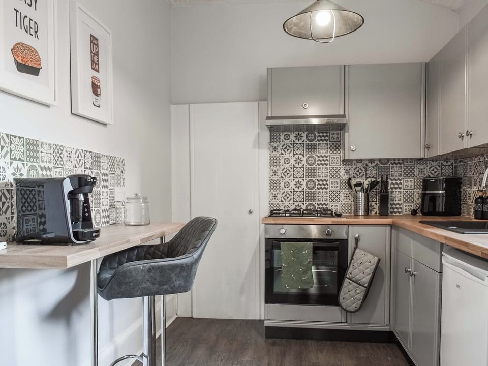 Kitchen | Apartment 2 - Crescent Apartments, Scarborough