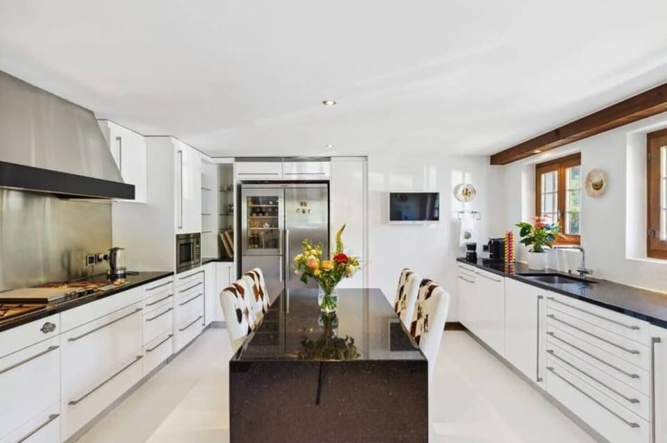 stunning kitchen 