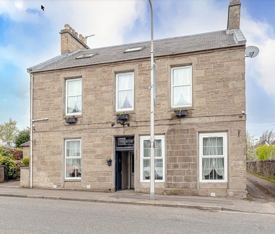 Allandale House- Front of House