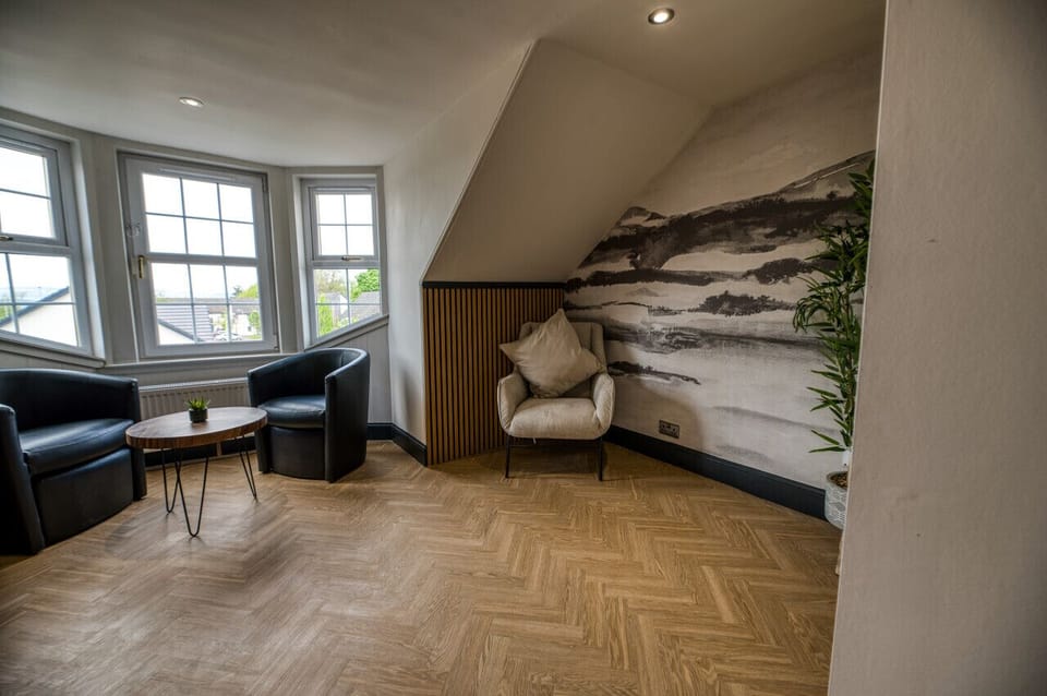 Sitting area in larger Suite