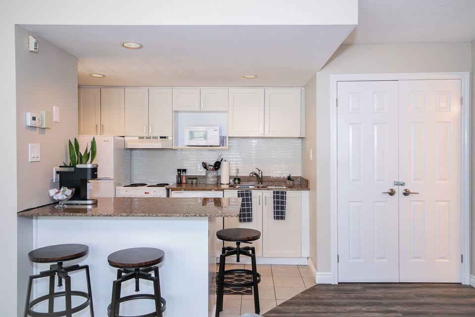 Kitchen (2)