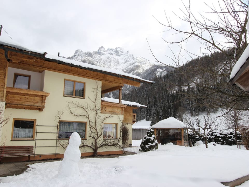 Holiday Home Exterior [winter]