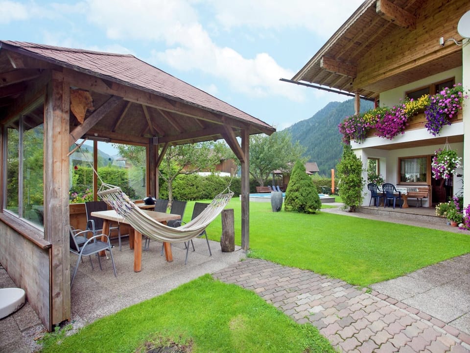 Garden [summer]