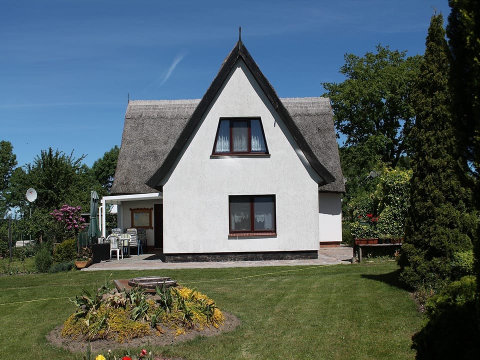 Holiday Home Exterior [summer]