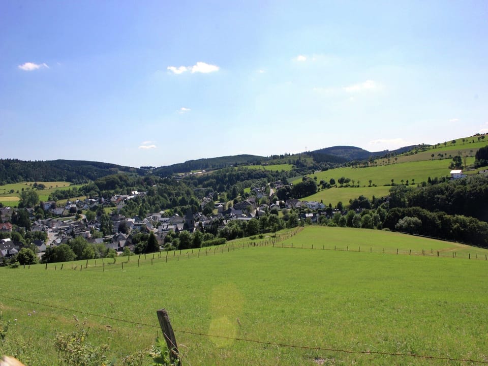 Immediate Surroundings [summer] (<1 km)