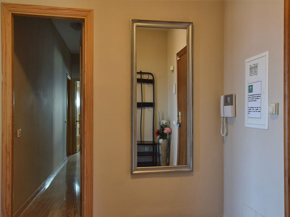 Entrance / Reception