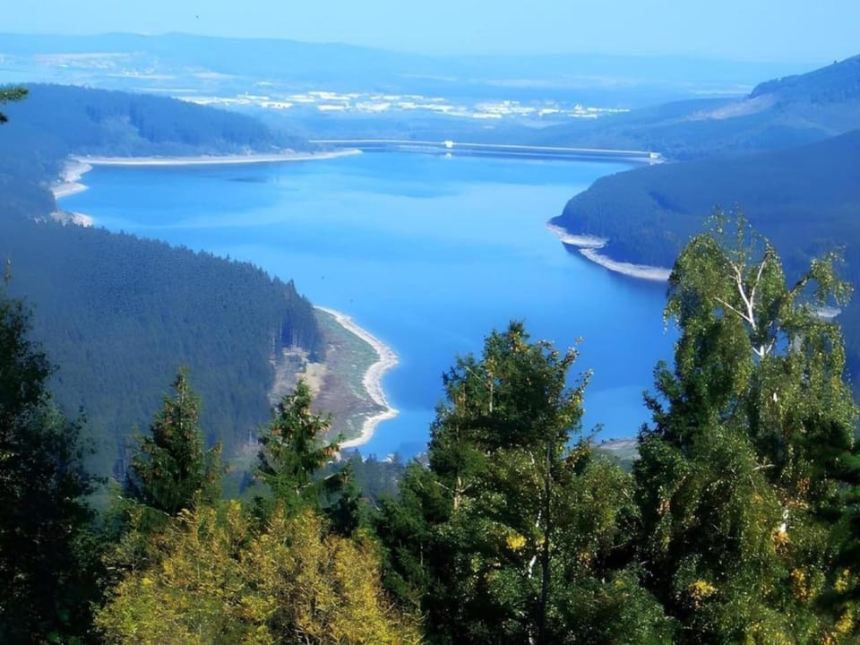 Surroundings [summer] (1-5 km)