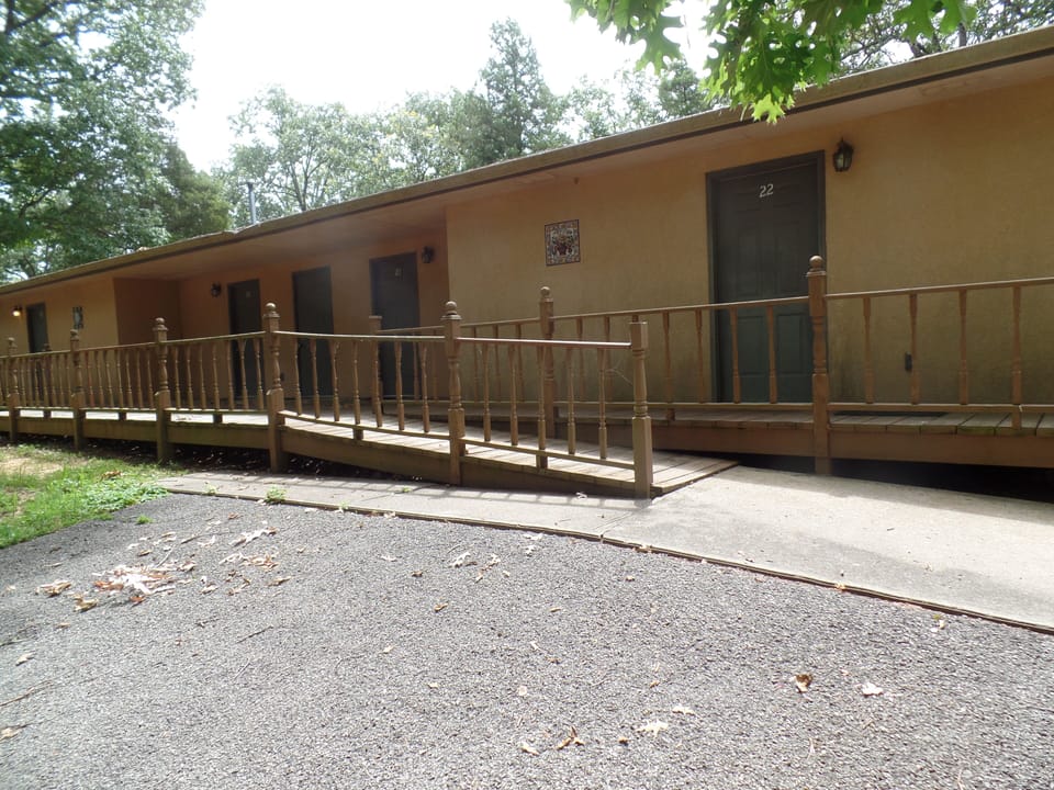 Front of Cabins 19-22 -2