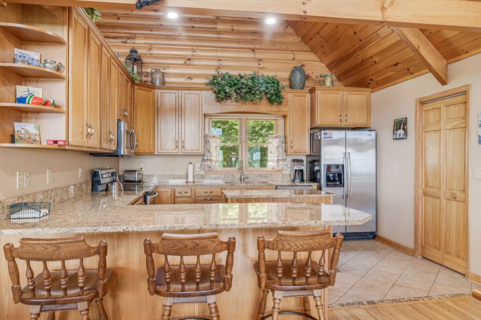Counter dining