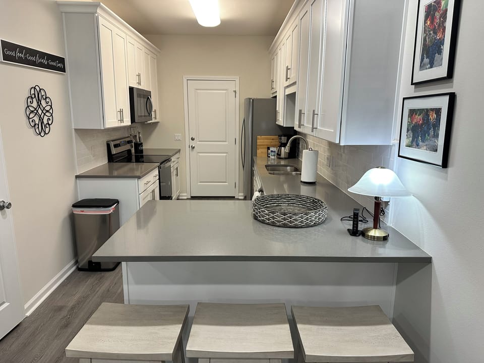 Breakfast bar