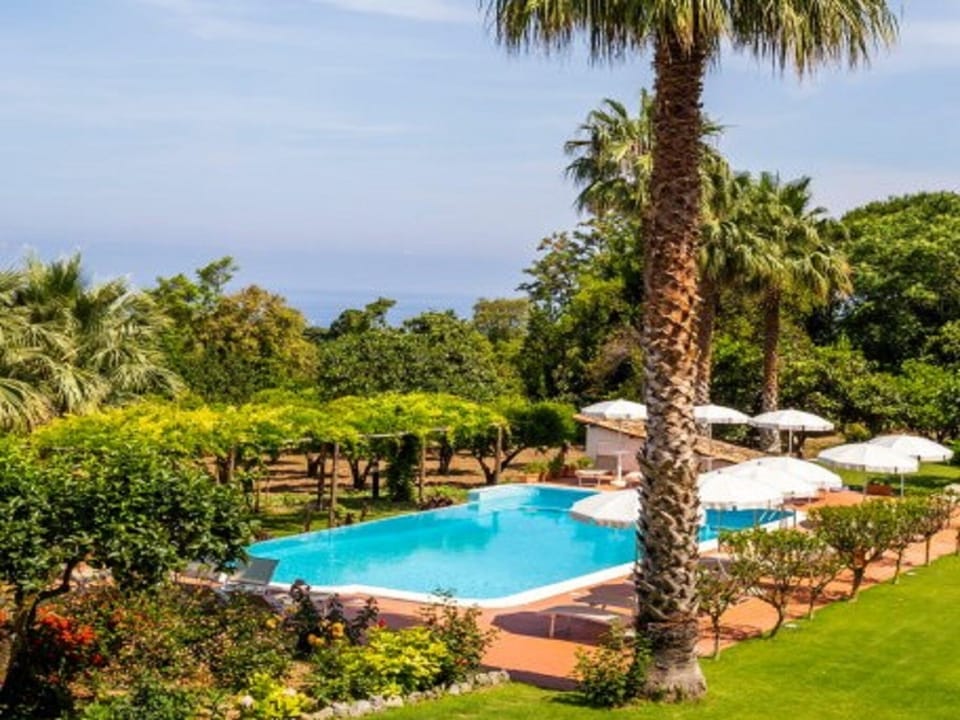 Holiday Home Swimming Pool
