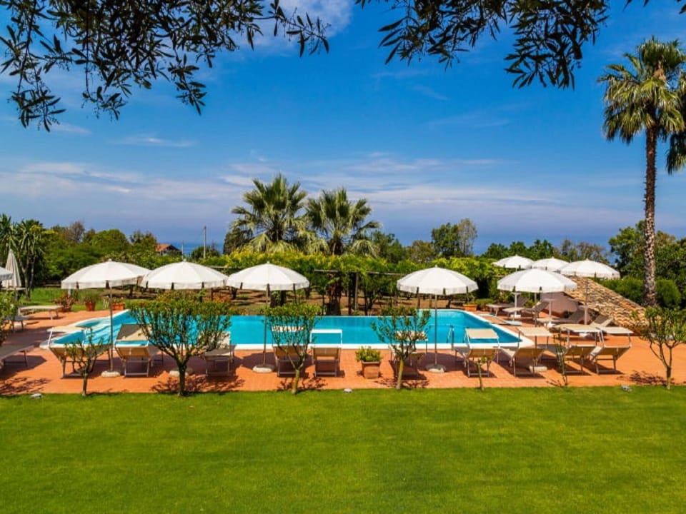 Holiday Home Swimming Pool