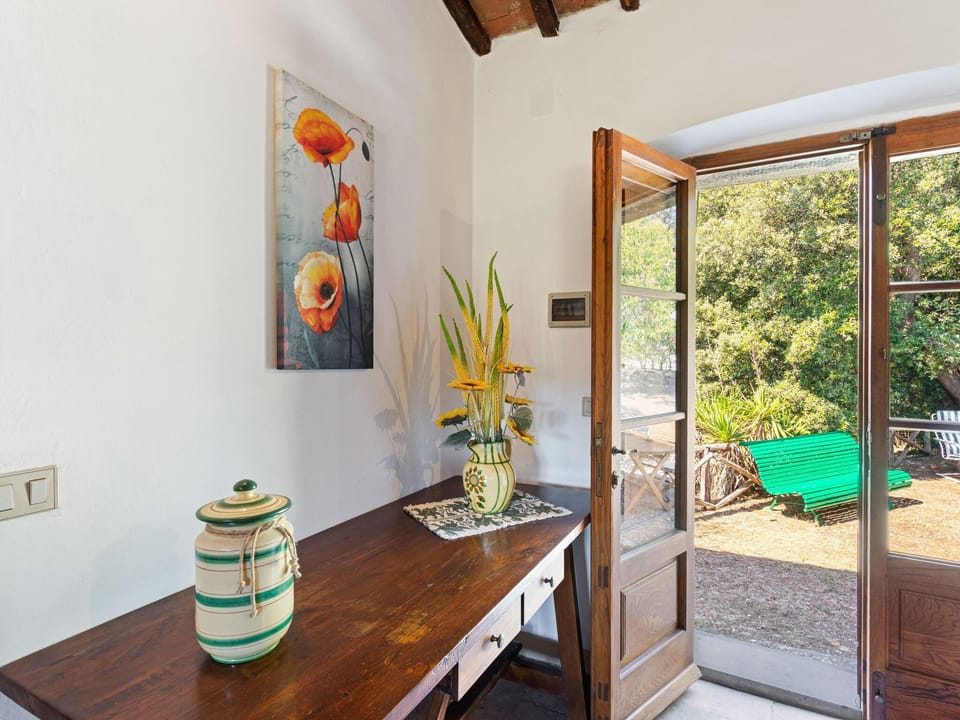 Entrance / Reception