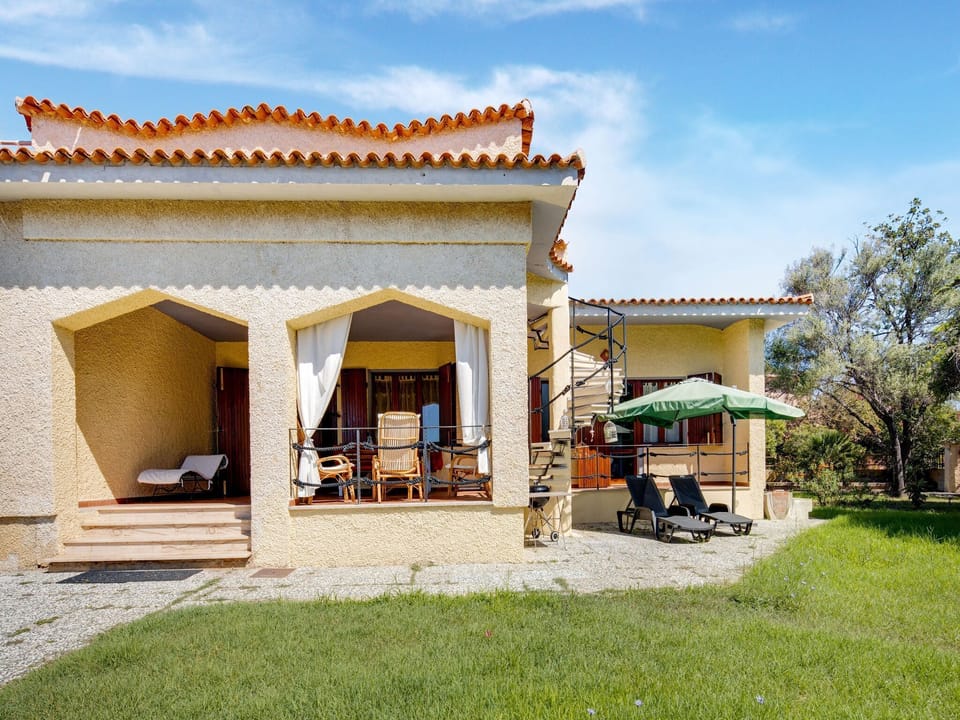Holiday Home Exterior [summer]