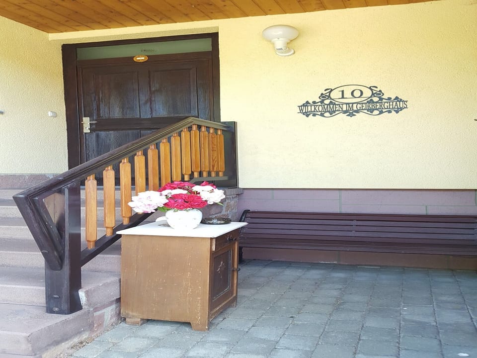 Entrance / Reception