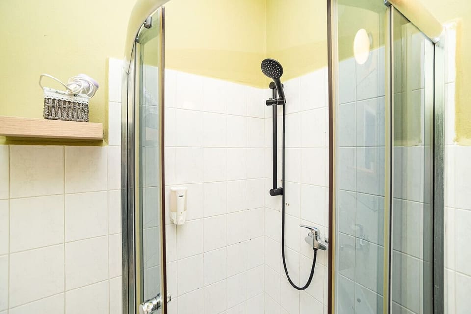 shower