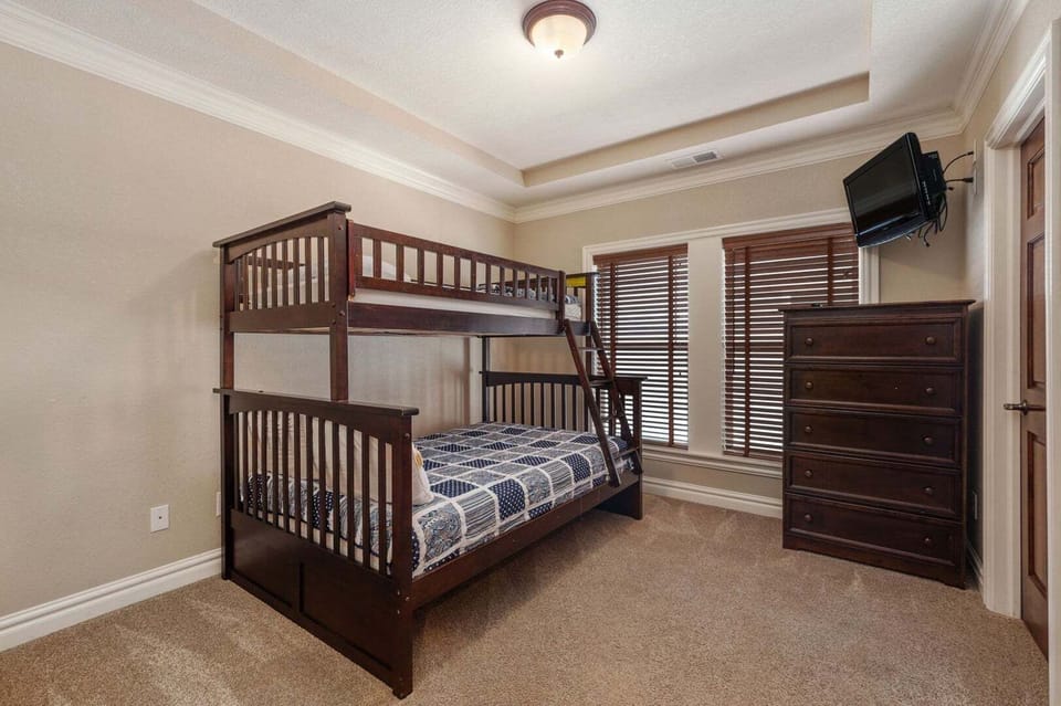 Bunk Combo Bedroom