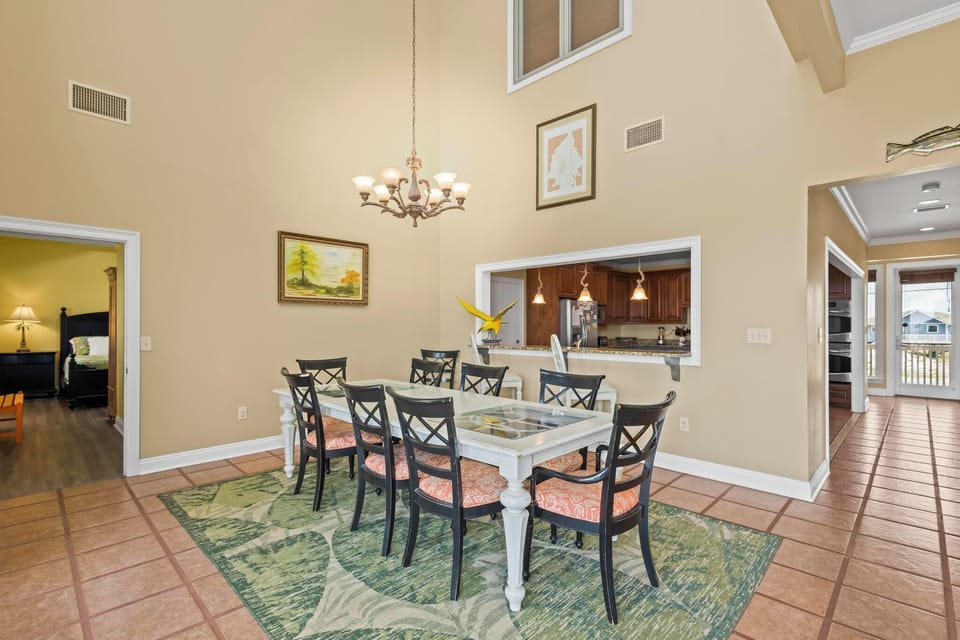 Yellowbird Too Dining Area