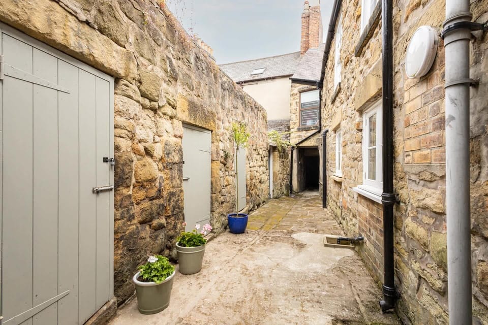 Hotspur Street, Alnwick - Host & Stay