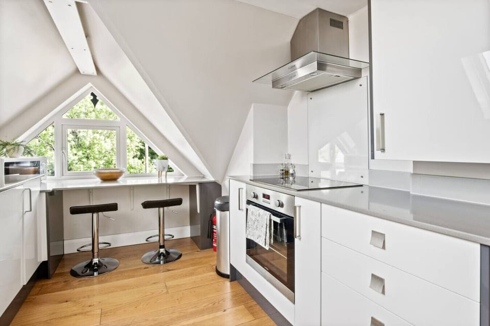 Fully equipped open plan kitchen