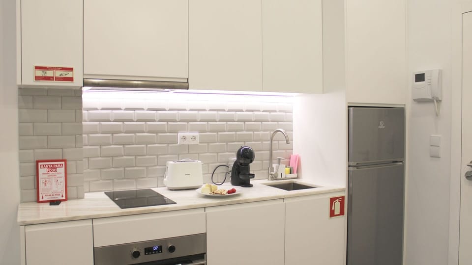 A good space for cooking and drinking some coffee, tea and fresh water.