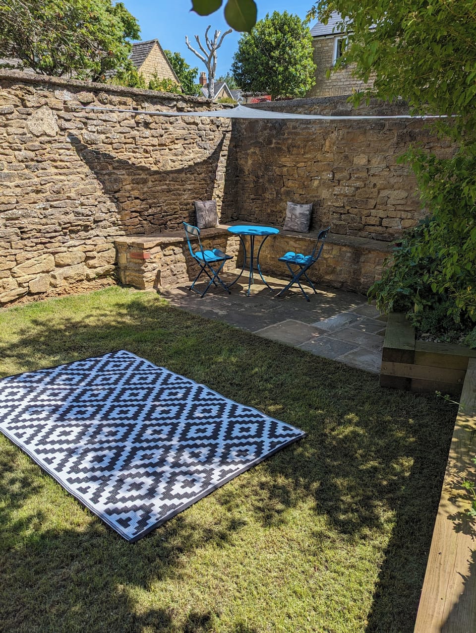 35f8d656-603b-4784-aa9c-610b58857ab4